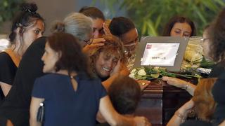 Escenas de dolor en funerales de víctimas de la caída del puente Morandi| FOTOS