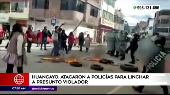 Huancayo: pobladores se enfrentan a policías para poder linchar a violador