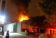 San Miguel: incendio en inmueble causó susto pero ya fue controlado