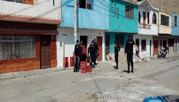 Áncash: detienen a personas que festejaban y bebían licor en una vivienda en Chimbote | Foto: Andina