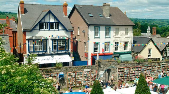 ¿Te gusta leer? La ciudad de los libros en Gales espera por ti - 1