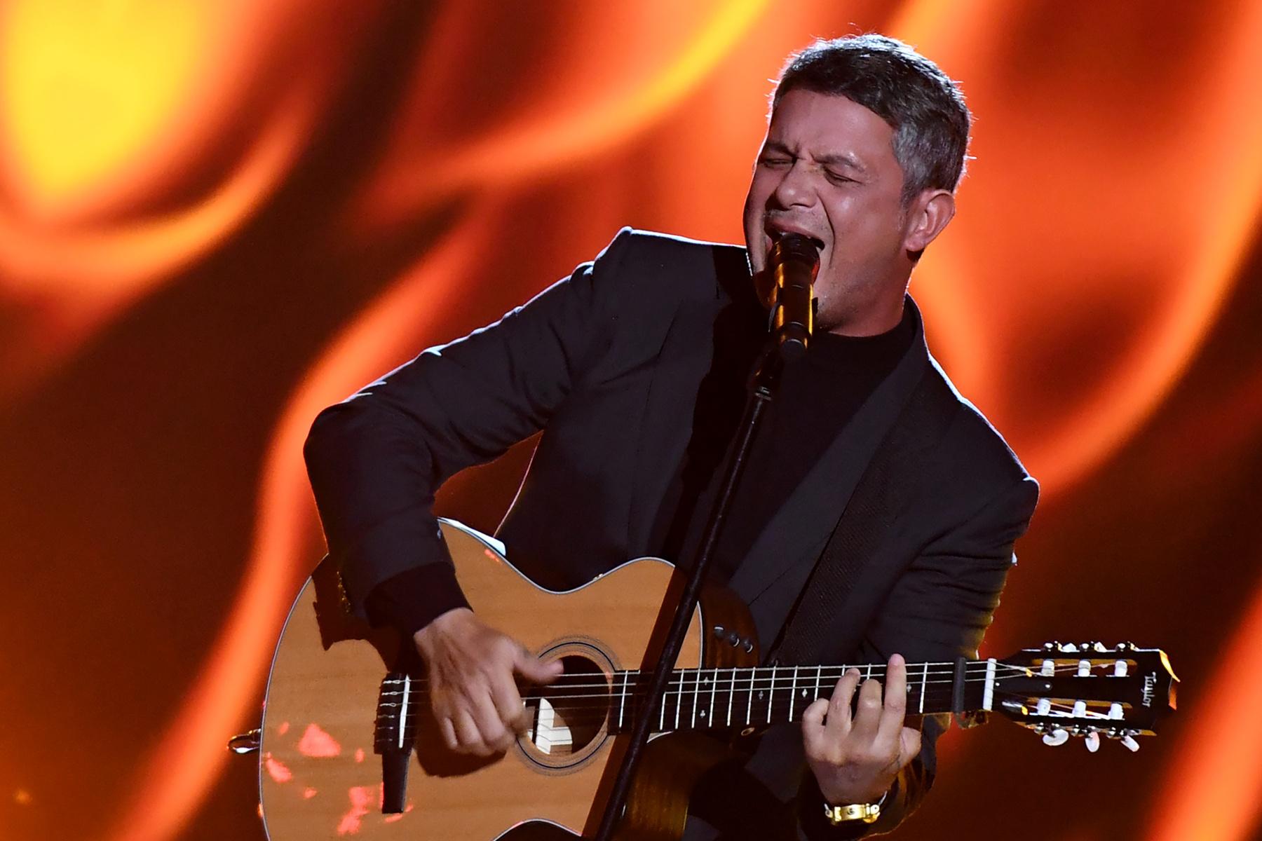 Durante su concierto en Lima, Alejandro Sanz demostró su amor por el Perú. Foto referencial: AFP.