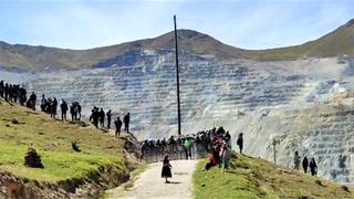 Las Bambas: comuneros mantienen protesta en acceso a mina y reiteran en pedir derogatoria de estado de emergencia