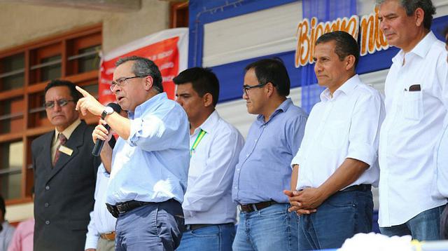 Humala inauguró colegio y pidió a candidatos impulsar becas - 3