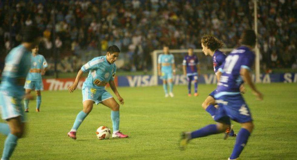 Los rimenses saldrán al campo del Miguel Grau por el honor. (Foto: facebook.com/clubsportingcristalperu)