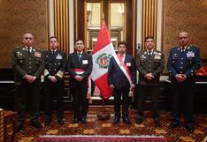 Pedro Castillo se reúne con el jefe del Comando Conjunto y los comandantes generales de las FF. AA.