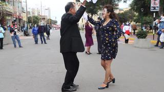 Bicentenario del Perú: limeños celebran la víspera de los 200 años de la independencia con bailes, pasacalles y serenatas