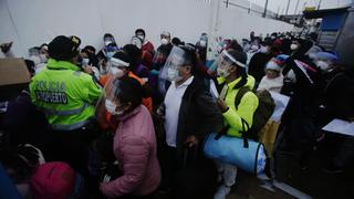“Solo pueden ingresar a los aeropuertos los que tienen tarjeta de embarque”, afirmó el gerente de Aeropuertos del Perú