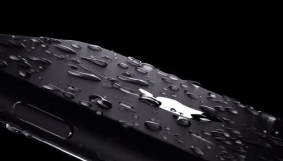 Los iPhones actuales ya son resistentes al agua, pero no se pueden utilizar cuando están sumergidos