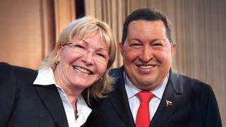 Ex fiscal de Venezuela revela secretos sobre la muerte de Chávez
