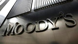 Moody's: Ruido político seguiría frenando gasto en infraestructura en corto plazo