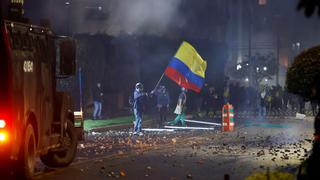 Colombianos llevan su protesta hasta la casa del presidente Iván Duque | FOTOS 