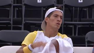 “¿Cuántos años tienes?”: el tenso reclamo de tenista húngaro a Sebastián Báez por sus festejos | VIDEO