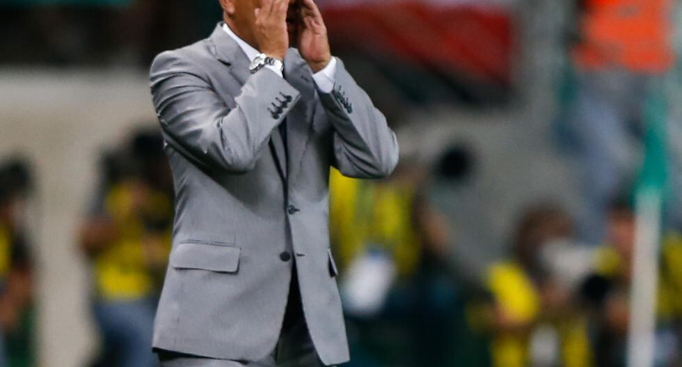 Roberto Mosquera tiene que dividir en dos al equipo de Jorge Wilstermann boliviano. (Foto: Getty Images)