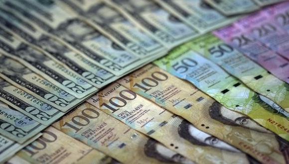 El precio del dólar en Venezuela operaba al alza este lunes 14 de septiembre. (JUAN BARRETO / AFP)