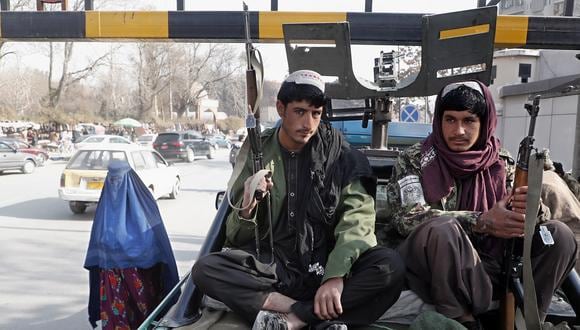 Miembros del Talibán en Kabul, Afganistán. (Foto: EFE)
