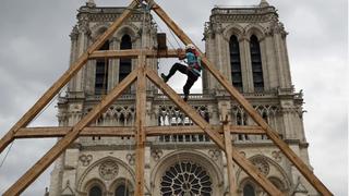 Rápido avance de reconstrucción de catedral de Notre Dame 