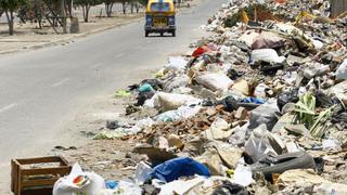 Huancayo: vecinos denuncian hacinamiento de basura en estadio