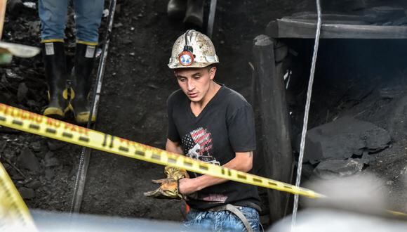 Una explosión en una mina de carbón del centro de Colombia mató a siete personas. (Foto por Luis Acosta / AFP)