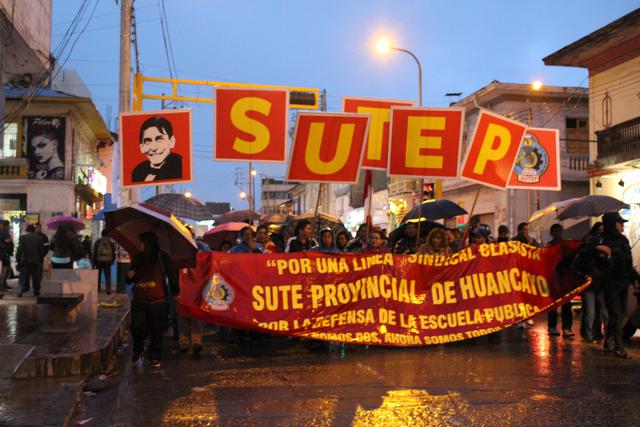 Organizaciones marchan en contra del indulto a Fujimori en Junín. (Foto: Junior Meza)