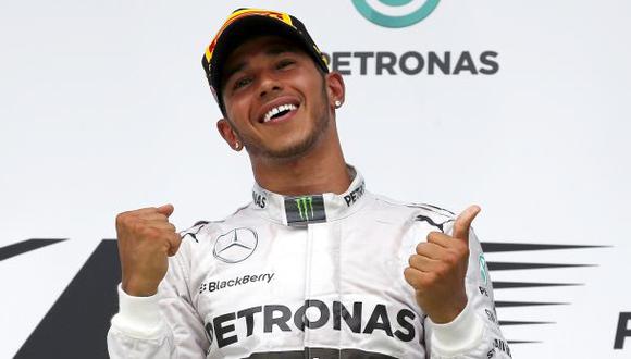 Lewis Hamilton presentó sus credenciales al título
