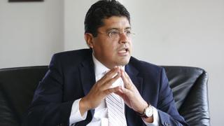 Somos Perú: "Improvisada es la renuncia de Jorge Muñoz"