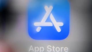 Apple sancionará a los desarrolladores que distribuyan apps clonadas y amenaza con expulsarlos de su programa