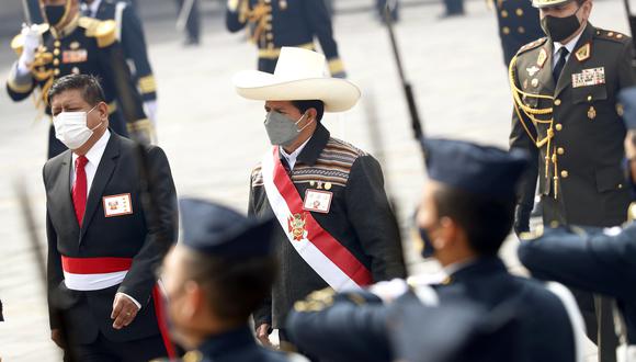 Ministro de Defensa, Walter Ayala, negó que el Ejecutivo haya presionado para promover a los coroneles Ciro Bocanegra y Carlos Sánchez Cahuancama | Foto: Referencial / Presidencia