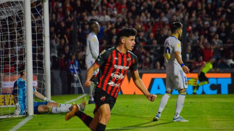 Patronato goleó 3-0 a Boca Juniors en Paraná | RESUMEN Y GOLES