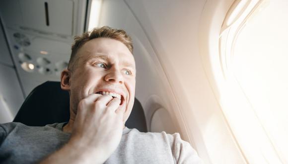 ¿Cómo puedo superar el miedo a viajar en avión?