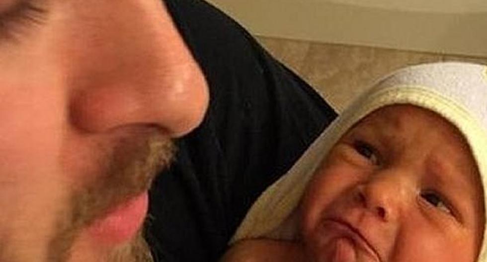 Usuario de Reddit le advierte a este padre que su bebé estaba enferma. (Foto: Reddit)