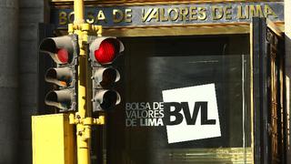 BVL cerró en negativo tras recorte de tasa de la FED y en primer día de estado de emergencia