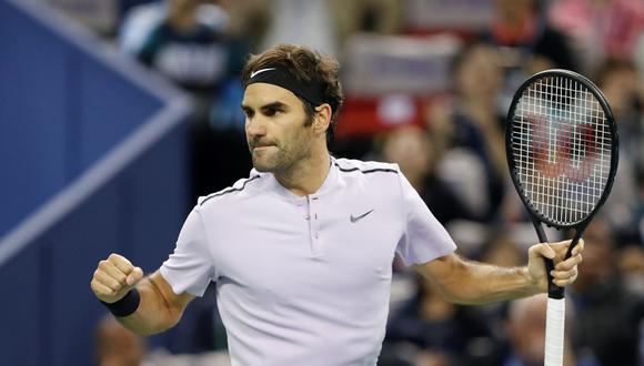 Federer derrotó 2-1 a Del Potro y jugará final del Masters de Shanghái