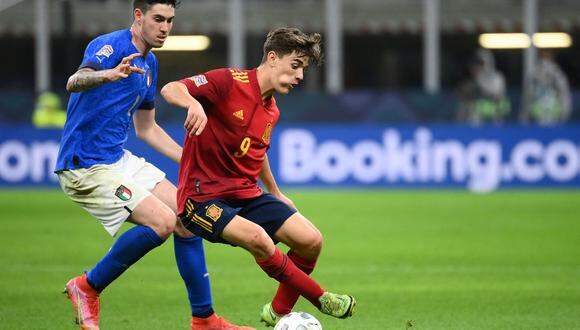 Con el 9 en la espalda y un fútbol desacomplejado y de alto nivel, 'Gavi' se convirtió en el jugador más joven en debutar con la selección española. (Foto: EFE)