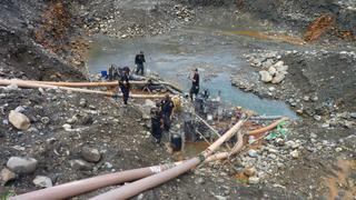Golpe a minería ilegal en Puno: 50 motobombas fueron destruidas