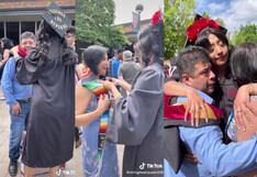 El conmovedor gesto de una estudiante con sus padres en su graduación: “Lo logramos juntos”
