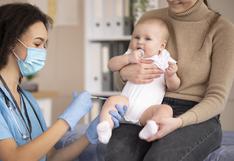 Vacunación en bebés: Efectos secundarios y cómo aliviarlos