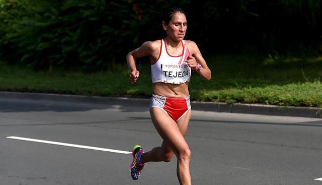Gladys Tejeda. Ganó la medalla de oro en la distancia de 21K en los Bolivarianos 2017 de Colombia y al año siguiente ganó la Maratón de México. Ha participado en dos mundiales de Cross Country: China (2015) y Uganda (2017).