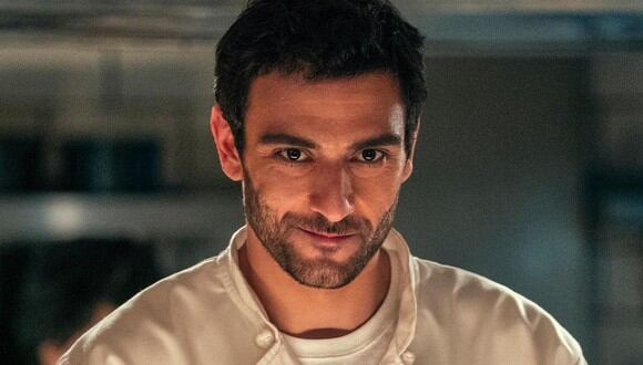 En "Desde cero", Eugenio Mastrandrea es Lino, un chef siciliano que tras enamorarse perdidamente de Amy se muda con ella a Los Ángeles (Foto: Netflix)