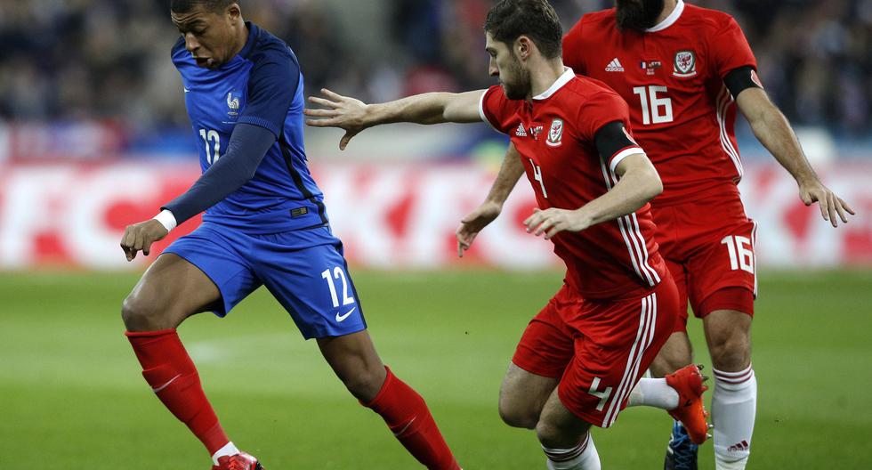 Los goles de Griezmann y Giroud sirvieron para que Francia se imponga a Gales. (Foto: Getty Images)