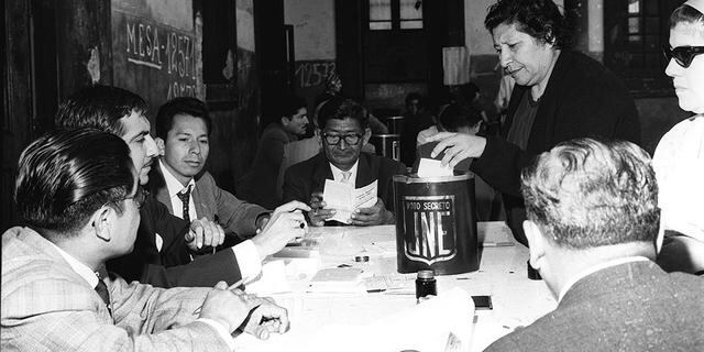 El 15 de diciembre de 1963 se realizó por primera vez en Lima y demás provincias del Perú. (Archivo: El Comercio)