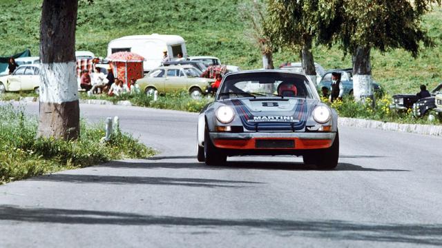 Porsche pone a disposición de sus clientes la decoración Martini para sus deportivos 911. (Fotos: Porsche).
