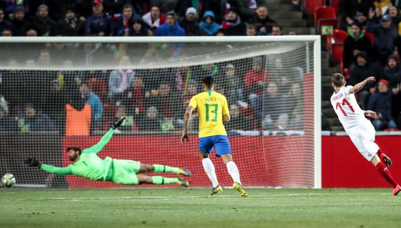 Brasil vs. República Checa: mira el gol con el que sorprendieron al 'Scratch' para el 1-0 en Praga. (Foto: EFE).
