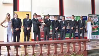 Alianza Lima fue premiado como campeón del Torneo Apertura 2017