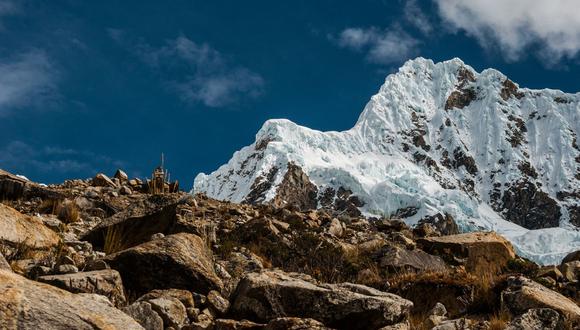¿Cuándo es el mejor momento para escalar el Alpamayo? | Foto: Andina