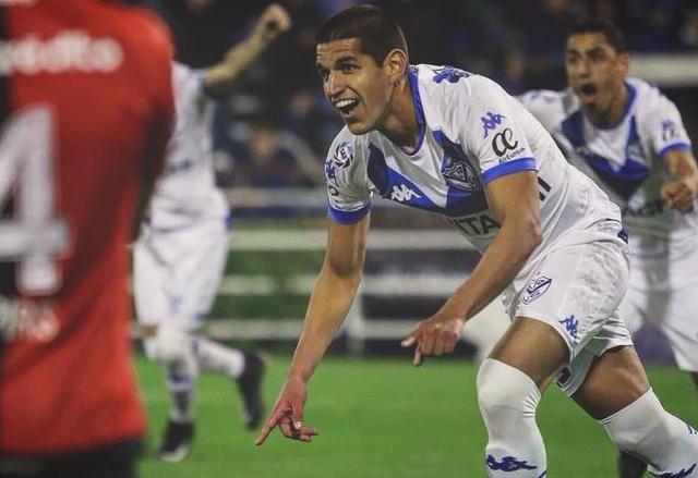 Defensa: Luis Abram (Vélez) | Foto: Agencias