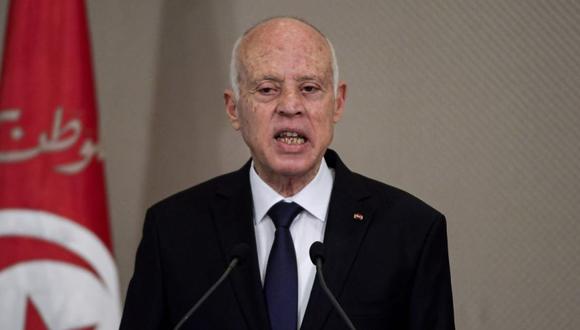 El presidente de Túnez, Kais Saied, durante la ceremonia de juramentación del nuevo gobierno en el Palacio de Cartago, en las afueras del este de la capital, Túnez, luego de una votación de confianza del parlamento. (Foto: Archivo/  Fethi Belaid / AFP)