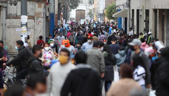 La cantidad de casos confirmados aumentaron este lunes. (Foto: GEC)