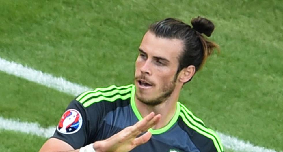 Gareth Bale volvió a marcar un gol de tiro libre con Gales en la Eurocopa 2016. Ello podría llevar a quedar en la historia del torneo continental. (Foto: AFP)