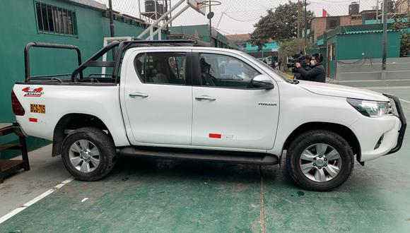 Esta es la 4x4 marca Totota, modelo Hilux, que recuperó la Policía tras una persecución a la banda criminal. (Foto: PNP)